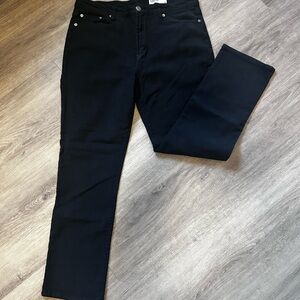 Women's Straight Leg Jeans - Classic Black